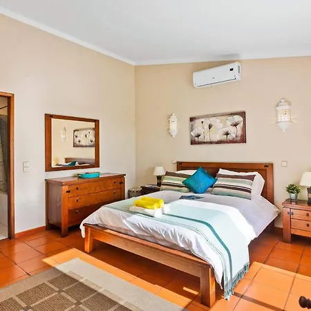 וילה Villa Janelas By Villa Plus